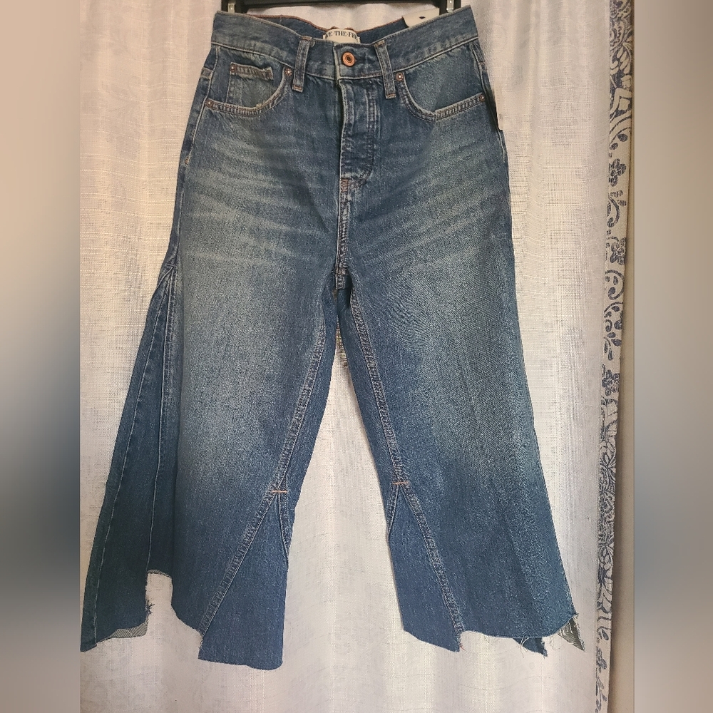 Free people Ripple cropped jeans